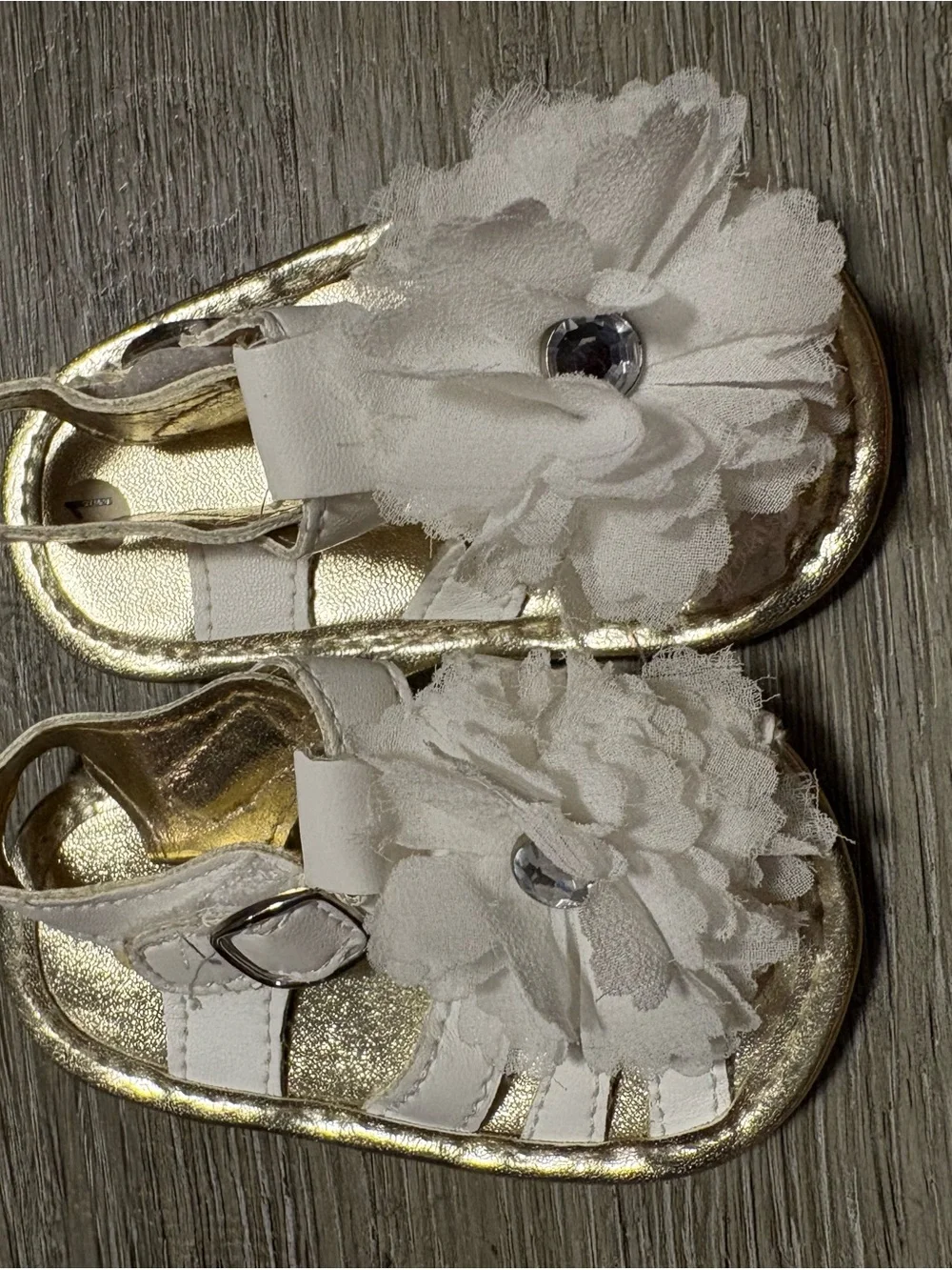 Girls White Floral Strap Sandals with Gold Insole